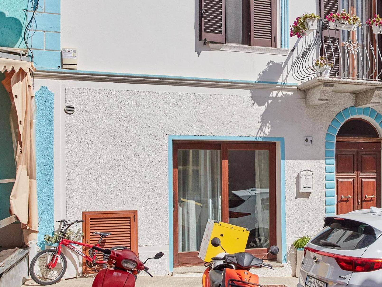 Апартаменты House Matteo La Punzesa Санта-Тереза-Галлура Экстерьер фото